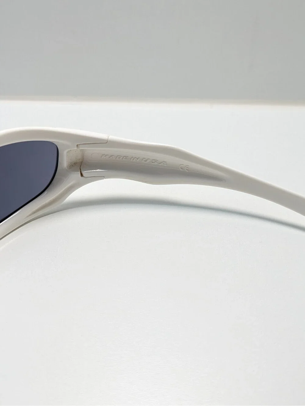 Oakley Monster Doggle White Outdoor Wraparound Unisex Classic Sports Sunglasses